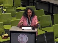 Discursos repugnantemente anti-semitas, presidente do sindicato grita duas vezes com instrutor de informática judeu no San Francisco College