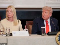 Trump conta a Pam Bondi seu tempo enquanto AG chega ao fim, enquanto rumores de banho de sangue no Gabinete enviam ondas de choque por Washington