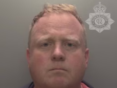 Como a turnê de ‘Frankenstein’ Undertaker pelos EUA ajudou a expor o pior escândalo funerário da Grã-Bretanha – enquanto ele enfrenta a prisão por decompor 30 corpos e embolsar taxas de cremação