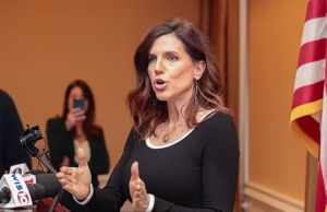 Aliados de Trump dizem que a demitida Pam Bondi ainda precisa testemunhar sobre o ‘encobrimento’ de Epstein – e possível substituição