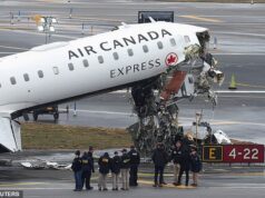 O controlador de tráfego aéreo do LaGuardia pode ter se afastado de sua mesa antes do acidente fatal na pista, acreditam os investigadores