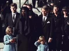 O fetiche freudiano de JFK Jr. revelado: Caroline Bessett teve uma ‘sede avassaladora’ antes – e depois – que a consumiu… e um segredo sexual familiar tão obscuro que poucos ousaram dizê-lo em voz alta