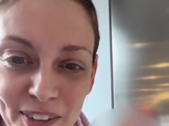 A tentativa de uma médica de atrair o ICE no aeroporto para influenciar a mídia social sai pela culatra horrivelmente