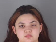 Funcionária de creche é acusada de bater a cabeça de uma criança na parede enquanto estava bêbada