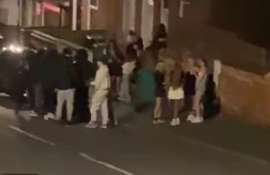 Vizinhos insones contam sobre ‘caos’ causado por dezenas de adolescentes em festa em casa