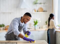 Inalar produtos de limpeza comuns pode causar danos mais graves à saúde do que a ingestão acidental