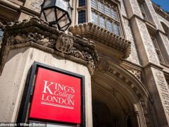 King’s College acusado de ’emburrecer’ depois de ignorar a gramática deficiente para ser mais ‘inclusivo’