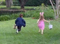 Sussex na Páscoa: Meghan compartilha um raro vislumbre de Archie e Lilybet em casa nos EUA enquanto decoram ovos e alimentam galinhas enquanto a realeza participa do culto do domingo de Páscoa em Windsor