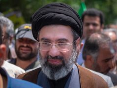 O novo líder supremo do Irã está “inconsciente” na cidade sagrada e incapaz de governar um país devastado pela guerra, diz memorando de inteligência