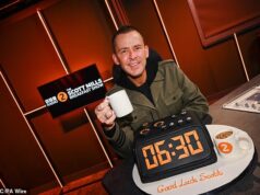 Canal 4 AXES Episódio ‘inapropriado’ de Scott Mills de The Great Celebrity Bake Off for Stand Up to Cancer ‘para reconhecer a seriedade das acusações contra ele’