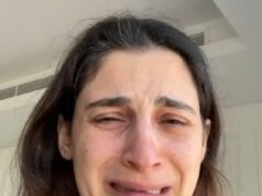 Ex-mulher da realeza de Dubai chora ao revelar que venceu a batalha pela custódia de suas três filhas e o tribunal ordena que a polícia ‘tire’ seus filhos usando ‘coerção’