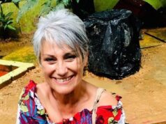 O caso sórdido de um padre católico com um paroquiano antes de seu casamento com outro homem só vem à tona quando ela é encontrada morta sob as escadas de um hotel de luxo.