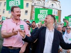 Verdes ganham assento da Reform UK no conselho ‘carro-chefe’ de Farage após eleição suplementar enquanto titular preso