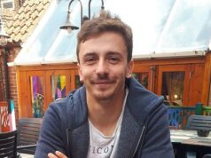 Pais irritados porque o exército não percebeu o desaparecimento de seu filho por duas semanas pode custar-lhe a vida