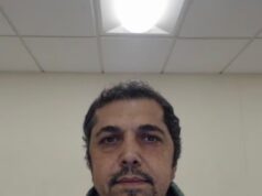 O genro e o genro do notório chefe da propaganda iraniana, que foram flagrados vivendo uma vida de luxo em Los Angeles, foram presos