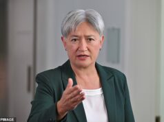 O governo albanês quebrou o silêncio depois que as negociações de paz entre os EUA e o Irã terminaram sem acordo