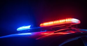 Homem de 23 anos morre e outros sete são levados ao hospital após acidente com vários veículos em ‘perseguição policial’