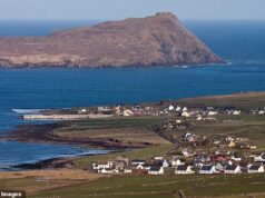 Americanos que visitam a Irlanda agora se identificam como canadenses para tentar se distanciar de Donald Trump, afirma o colunista