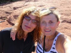 Diretor de cinema esfaqueado até a morte pela irmã que roubou £ 70.000 de diamantes Rolex era viciado em opiáceos poderosos, ouviu o tribunal