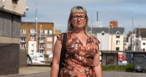 Ativistas dos direitos dos animais ‘libertam’ lagosta de restaurante depois de acreditarem falsamente que era para ser comida… mas mantida apenas para fins educacionais