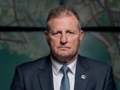 O ex-detetive Ben Roberts-Smith revelou questões importantes não respondidas sobre sua prisão no aeroporto