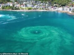 Foto inacreditável de um ‘tornado’ atordoa os australianos – mas o perigo espreita abaixo da superfície