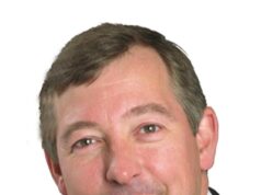 WFH para economizar combustível! Os trabalhadores devem encorajar os trabalhadores a ficarem em casa em meio à escassez, diz o ex-chefe da BP, à medida que os preços médios do diesel e da gasolina sobem pela primeira vez em mais de 40 dias