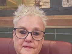 A enfermeira do hospício que apostou que outro paciente morreria no dia de Natal e recusou os apelos da família ao viajar para ver seus entes queridos ‘porque queimariam o corpo em uma caravana’ foi atropelada