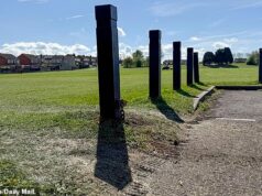 Viajantes ‘invadem’ estacionamento municipal pela quarta vez depois de contornar a cerca de £ 18.000 para detê-los