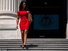 Lorraine Boebert perguntou por que os políticos estavam ‘tão excitados’ em meio a alegações de má conduta sexual… e a reação foi inevitável