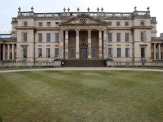 Ex-mestre preso sob suspeita de crime sexual histórico em uma escola de £ 53.000 frequentada por Richard Branson e Henry Cavill