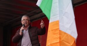 O líder do protesto contra o combustível foi filmado ameaçando atacar fisicamente Simon Harris, mas o ocupante desbocado – que estava entre os líderes que quase paralisaram o país na semana passada – disse que o que ele queria fazer era particularmente assustador.