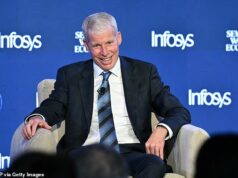 Secretário de Energia revela quando o gás cairá abaixo de US$ 3 o galão novamente enquanto Trump renova sua ameaça ao Irã