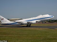 Estudante de Glasgow é preso nos EUA por foto de ‘avião do Juízo Final’