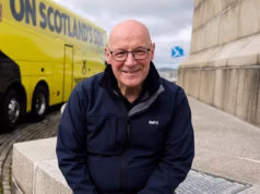 A perna eleitoral da reforma avança para Sweeney enquanto o partido de Farage tenta dividir o voto unionista