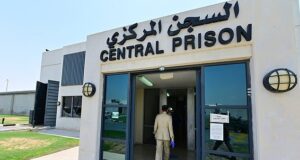 Daniel Kinahan detido na prisão de ‘Dubai Alcatraz’, onde violência extrema e estupro são ‘ocorrências diárias’ Prisioneiros são ‘torturados com choques elétricos’