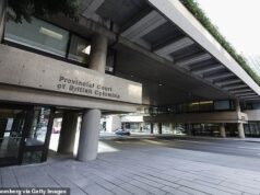 Um juiz vigilante condenou o homem que deteve a criança a apenas seis meses de prisão porque era de origem indígena e sofria as “consequências negativas do colonialismo”.