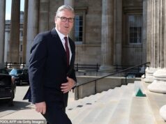 Andrew Neil: Starmer é um homem morto andando. Mas em vez de acabar com sua miséria, o Partido Trabalhista pode nos condenar a um governo zumbi