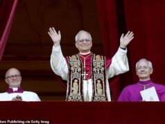 Estilista abertamente gay do Papa Leão XIV revela roupas do Papa reveladas secretamente sobre ele