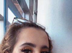 Uma mulher grávida, de 25 anos, e seu feto foram encontrados mortos depois que sua mãe sofreu uma convulsão e caiu entre a cama e uma parede, ouviu um inquérito.