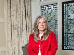 ‘Trágico’: relato comovente da decisão de uma mãe britânica saudável, mas com o coração partido, de acabar com sua vida reacende o debate sobre a morte assistida no Reino Unido