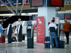 Qantas e Virgin cancelaram centenas de voos futuros em rotas populares devido ao aumento dos preços dos combustíveis