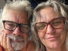 A linha do tempo não bate depois que o barman local diz que o marido que desapareceu de um barco nas Bahamas quer o ‘benefício da dúvida’