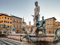 Folião de Hen-do que agarrou a genitália da estátua de Netuno ‘para ousar’ em Florença, preso por danos de £ 4.000