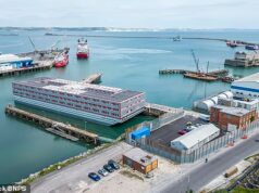 BB admite cobrar a mais do operador de barcaças de asilo de Estocolmo £ 118 milhões em ‘faturamento errado’ para o Ministério do Interior e outros