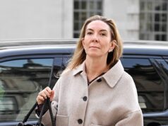 Glen Owen: Antonia, amante de festas, não conseguiu impedir que o primeiro-ministro Ollie Robbins fosse demitido por causa de sua própria batalha com o Ministério das Relações Exteriores por causa de reivindicações?