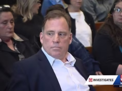 Professor de escola particular apelidado de ‘Sr. “Maravilhoso” dois estudantes foram presos sob acusação de estupro