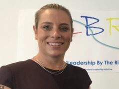 Diretor de escola primária suburbana de Sydney se declara inocente de agredir funcionário sênior