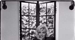 Um acervo assustador de fotos nunca antes vistas de Marilyn Monroe dias antes de sua morte: pendurada em uma jangada, com lágrimas nos olhos… Veja suas últimas fotos – e leia sua última entrevista