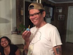 O gentil homem de 62 anos teve um fim horrível enquanto caminhava para cumprimentar os vizinhos em sua amada comunidade de Dallas